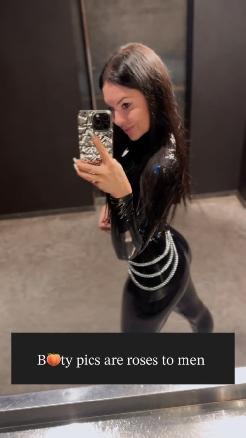 1Untitledbootypics🍑 waiting for your