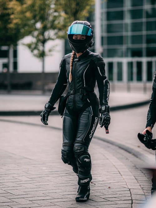 GG.bikergirls424𝑵𝒂𝒏𝒂 𝑷𝒂𝒏𝒊𝒈𝒂𝒍𝒆 𝑽𝟒 𝑺𝟏𝟎𝟎𝟎𝑹𝑹○@nanaxyda