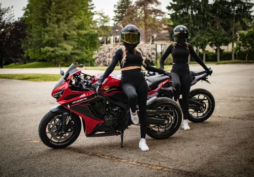 GG.bikergirls424•@foxyandfirecracker @cbr.m.ka