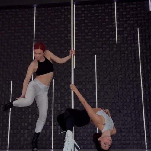 leginassrt485=@snezhana erlikh 🐍.teacher