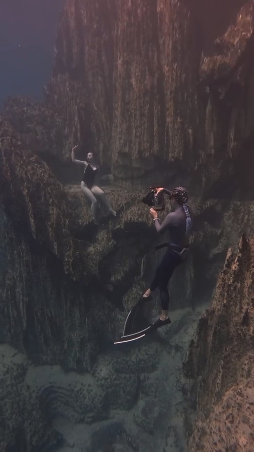 6mwAXmPilrCIGgkz5ii ulkXPcsnApIYi2G1 vidscreen