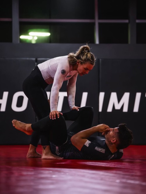leginassrt514Wife • Athlete • 7x Jiu Jitsu World Champion@tatamifightwear